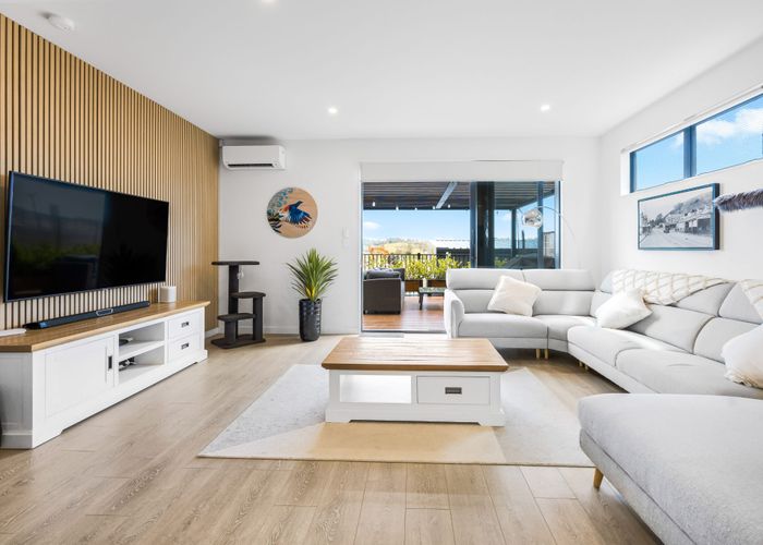  at 100 Tarapuka Road, Westgate, Waitakere City, Auckland