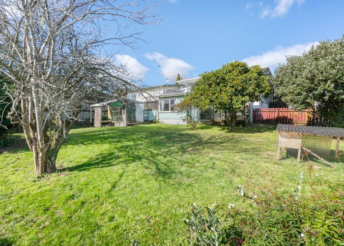 Free property data for 45 Clark Road, Pahurehure, Papakura homes.co.nz