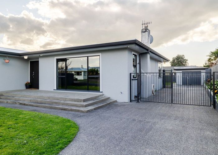  at 6 Sheffield Street, Awapuni, Palmerston North, Manawatu / Whanganui