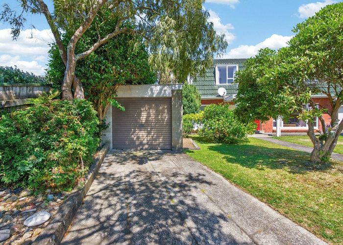  at 8A Kukupa Grove, Heretaunga, Upper Hutt, Wellington