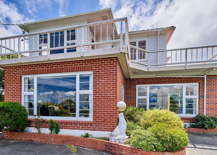 Free property data for 84 Calcutta Street, Khandallah, Wellington