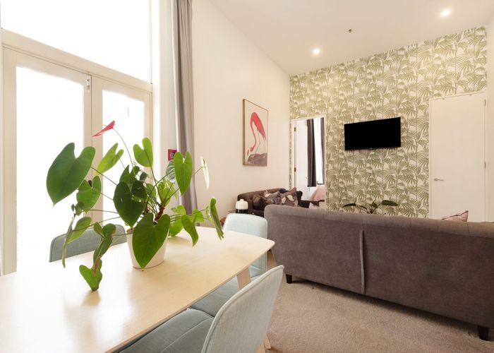  at 1/32 Cuba Street, Te Aro, Wellington
