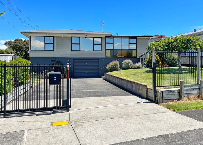  at 2 Lincoln Road, Manurewa East, Auckland
