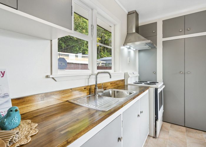 at 80 Hine Road, Wainuiomata, Lower Hutt