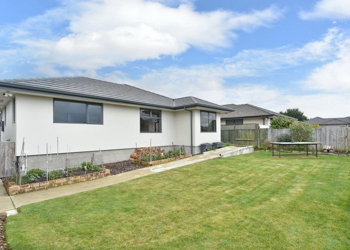  at 1/36 Reginald Street, Burwood, Christchurch City, Canterbury