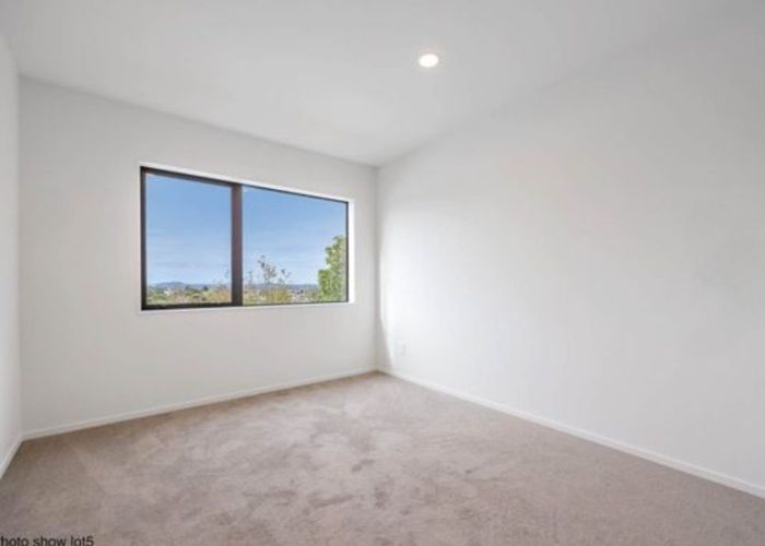  at 6/9 Donovan Ave, Massey, Waitakere City, Auckland