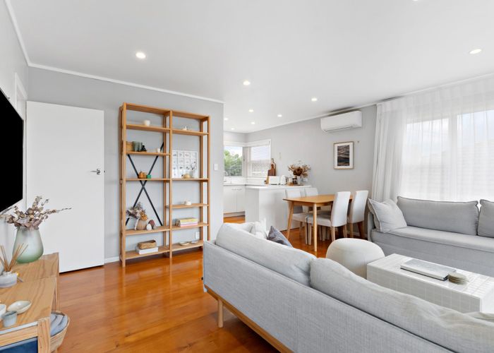  at 3/4B Hart Road, Hauraki, North Shore City, Auckland