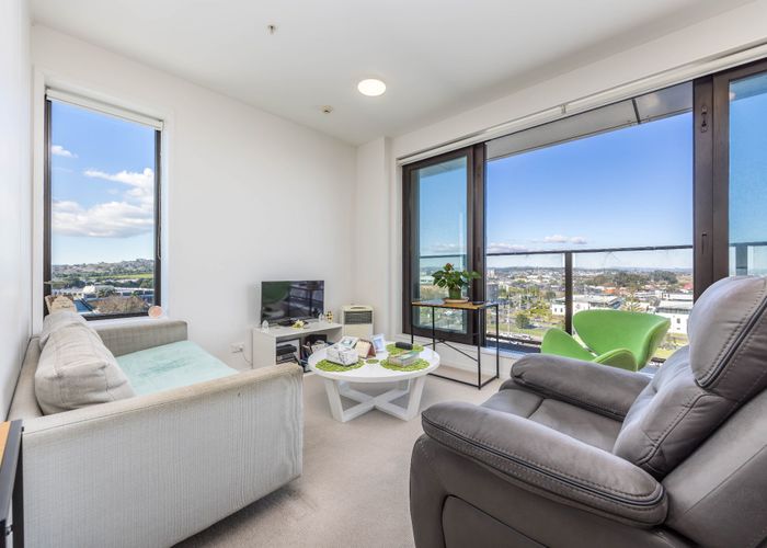  at 813/17 Putney Way, Manukau, Manukau City, Auckland