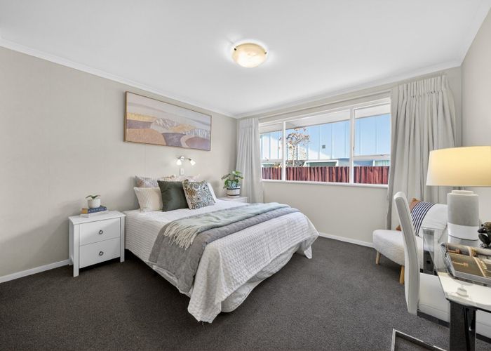  at Flat 2/33 Eastling Street, Bishopdale, Christchurch City, Canterbury