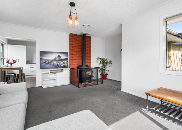 at 52 Frensham Crescent, Woolston, Christchurch