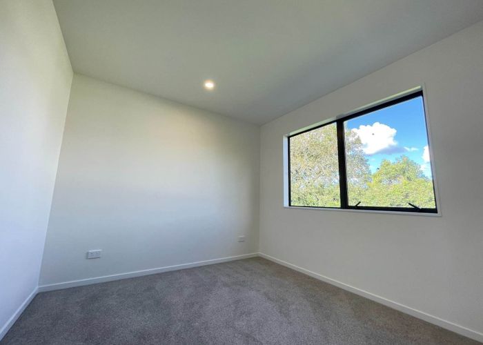  at 6/28 Netherlands Avenue, Kelston, Waitakere City, Auckland