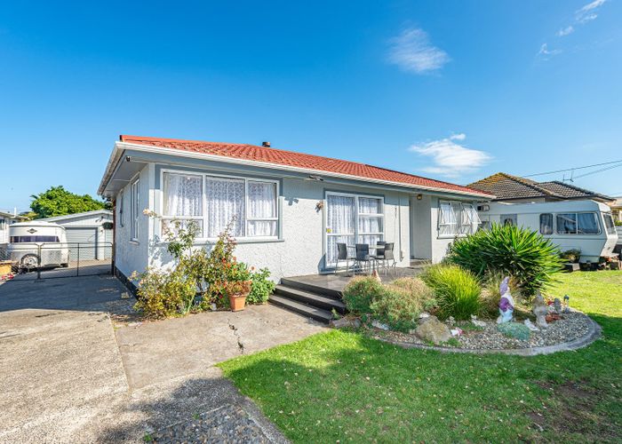  at 51 Thatcher Street, Castlecliff, Whanganui, Manawatu / Whanganui