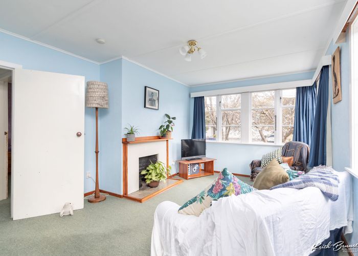  at 8 Milne Crescent, Taita, Lower Hutt
