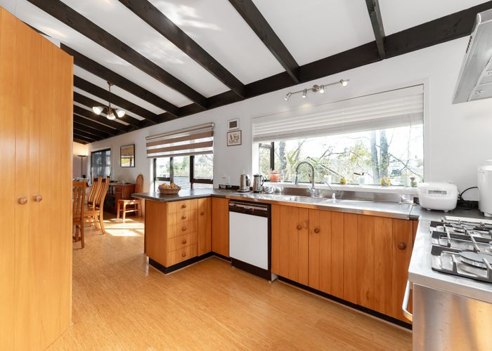  at 2/3 Leith Way, Rothesay Bay, North Shore City, Auckland