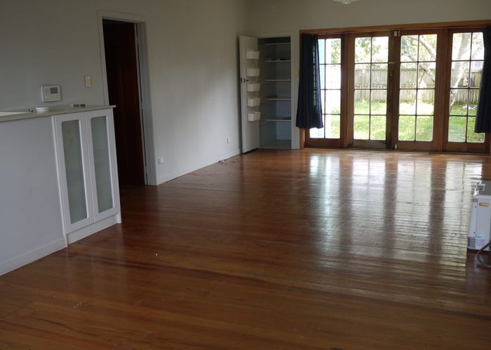  at 18 Woodglen Road, Glen Eden, Auckland