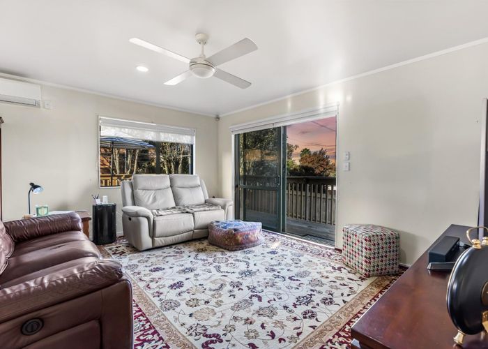  at 11 Killygordon Place, Massey, Waitakere City, Auckland