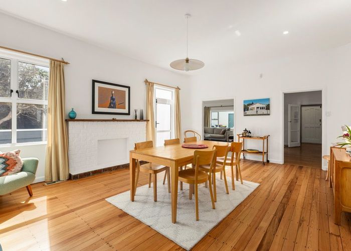  at 8 Lemnos Avenue, Karori, Wellington, Wellington