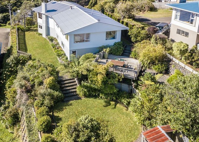  at 64 Collins Avenue, Tawa, Wellington, Wellington