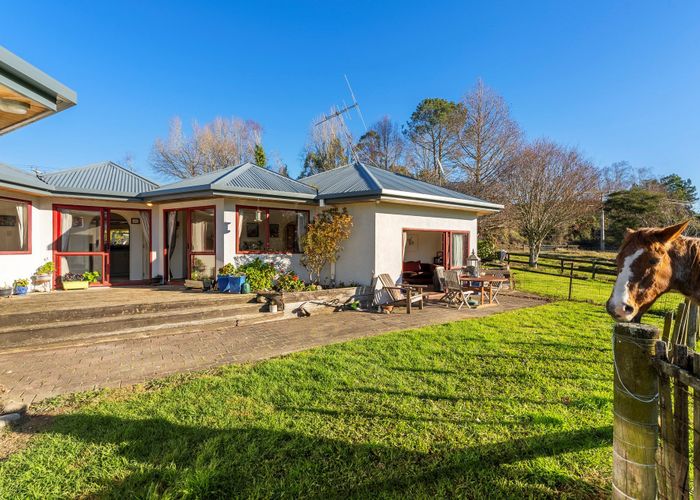 For sale 425 Old State Highway, Whakamarama, Western Bay Of Plenty
