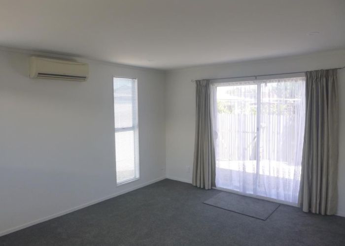  at 3/15 Douglas ST, GRACEFIELD, LOWER HUTT