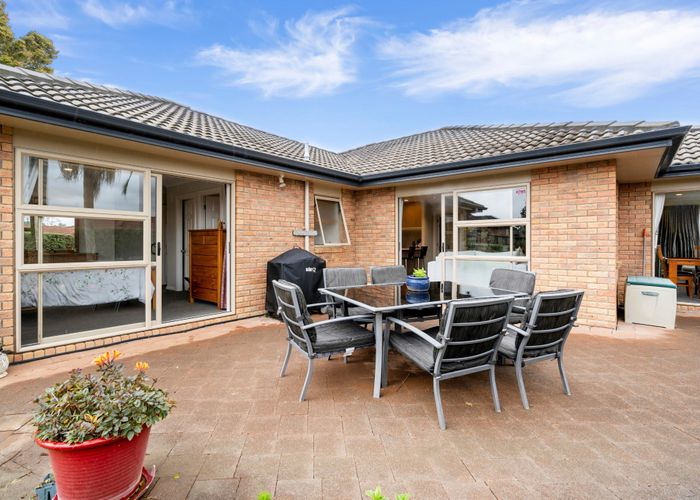  at 3 Chelmsley Avenue, Henderson, Auckland