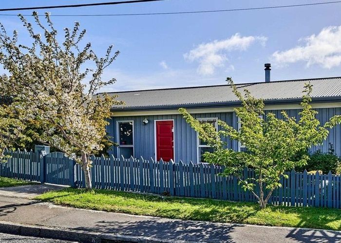  at 15 Tukanae Street, Strathmore Park, Wellington