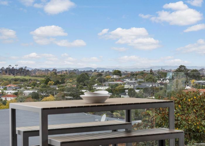  at 8 Berwick Street, Glendowie, Auckland