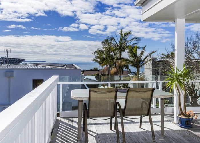  at 4/30 Castor Bay Road, Castor Bay, Auckland