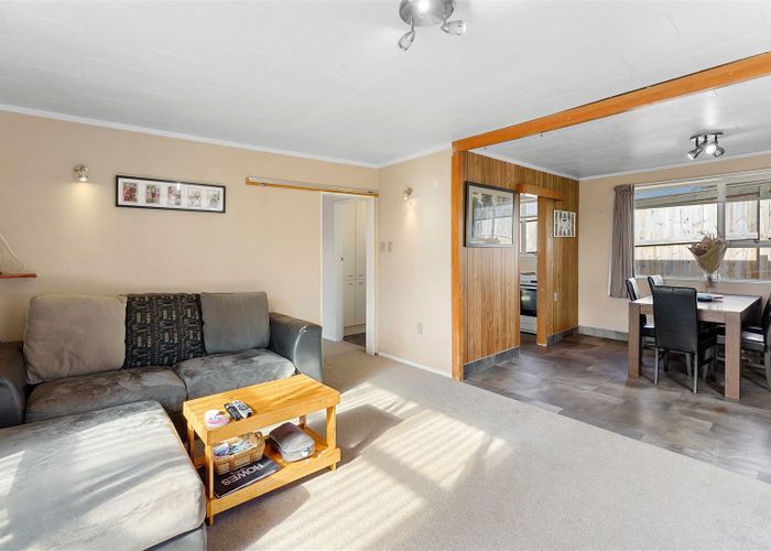  at 43 Dixie Street, Te Horo Beach