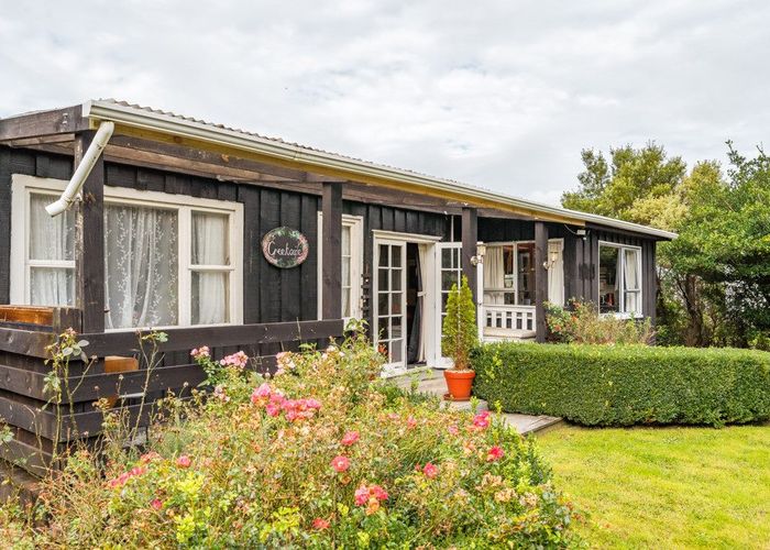  at 39 Featherston Cross Creek Road, WESTERN LAKE, FEATHERSTON