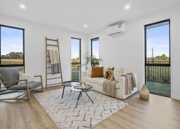  at 8 Millhaven Place, Casebrook, Christchurch