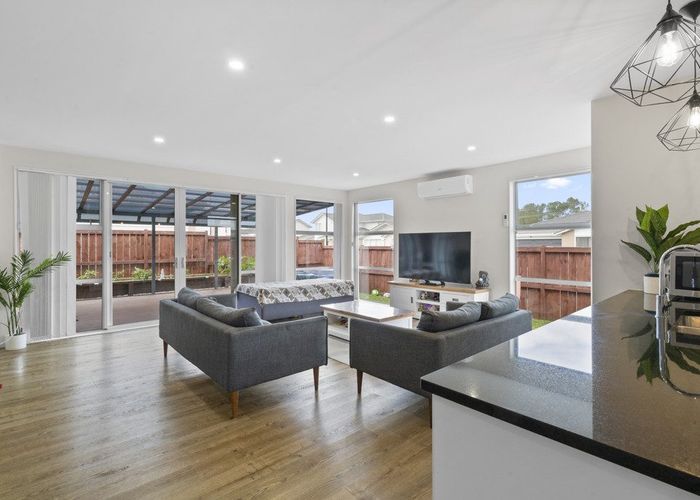  at 40 Sapwood Crescent, Takanini, Papakura, Auckland