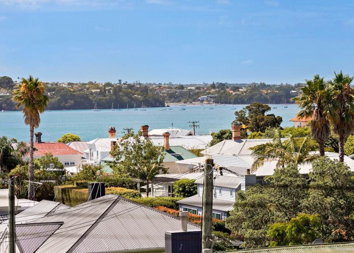  at 20 Lawrence Street, Herne Bay, Auckland