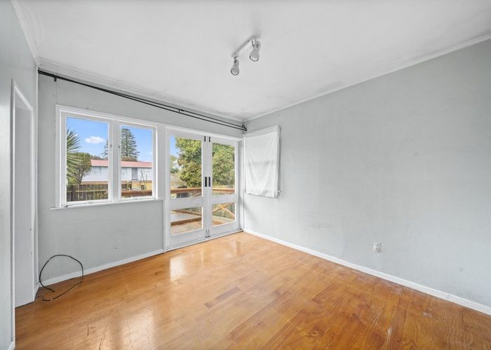  at 16 Heybridge Street, Manurewa, Manukau City, Auckland