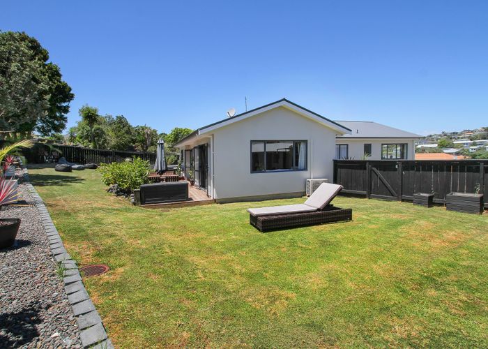  at 17 Donald Street, Stanmore Bay, Whangaparaoa