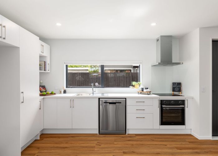 at 2/152 Woodham Road, Linwood, Christchurch City, Canterbury