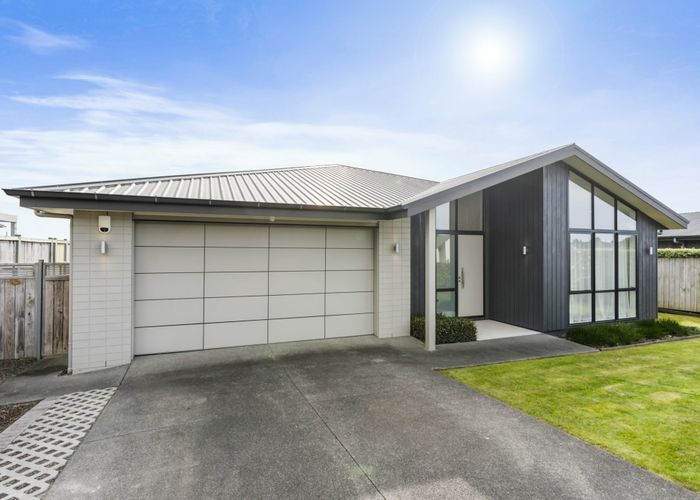  at 22 Kibblewhite Avenue, Beachlands, Auckland