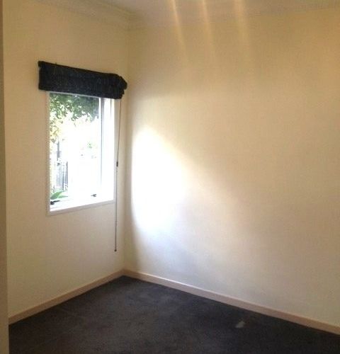  at 8 Eclipse Place, Half Moon Bay, Auckland