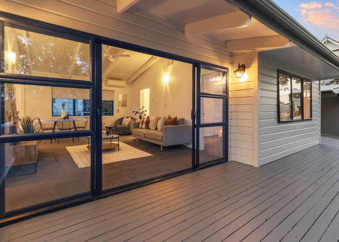  at 3/254 Meola Road, Point Chevalier, Auckland