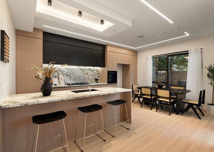  at 2C Knights Close, Rothesay Bay, North Shore City, Auckland