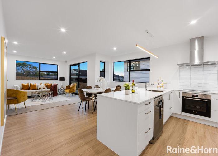  at Lot 3-8/71 West Coast Road, Glen Eden, Waitakere City, Auckland