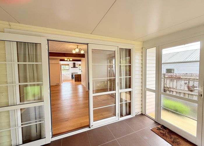  at 12 Sherrybrooke Place, Sunnyvale, Waitakere City, Auckland