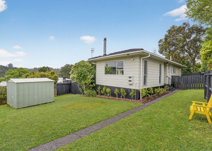  at 2/155 Verbena Road, Birkdale, North Shore City, Auckland
