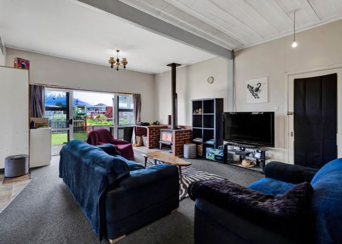  at 2 Whitcombe Terrace, Stratford, Stratford, Taranaki
