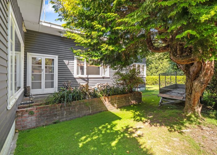  at 86 Anzac Parade, Whanganui East, Whanganui, Manawatu / Whanganui