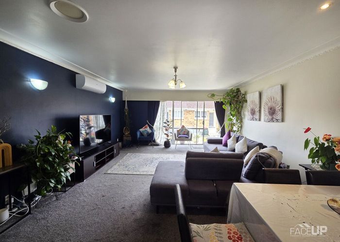  at 2/67 Coronation Road, Papatoetoe, Manukau City, Auckland