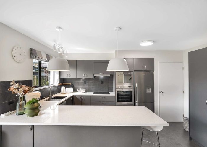 at 8 Dulcie Place, Harewood, Christchurch City, Canterbury