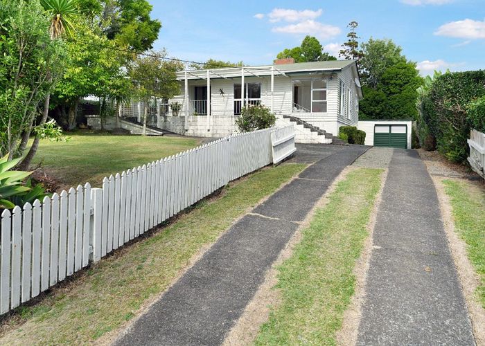  at 12 Trig Road, West Harbour, Waitakere City, Auckland