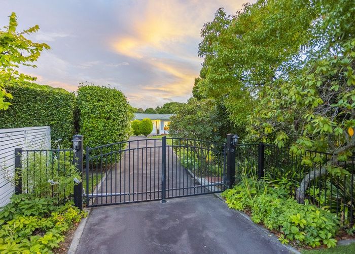  at 52 Kohekohe Road, Waikanae