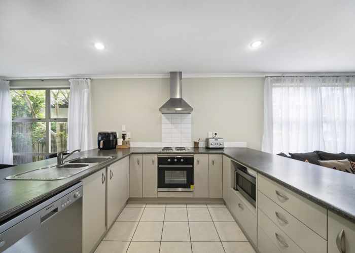  at 25 The Track, Takanini, Papakura, Auckland